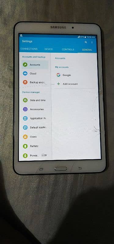 galaxy tab 4 8inch 2gb 16gb sim wala only kit thora sa glas brek ha 7