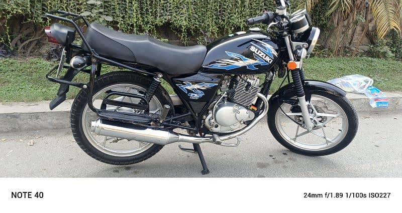 SUZUKI GS150 SE 2022 MODEL 19000 KM USED FIRST OWNER TOTAL. ORIGINAL 0