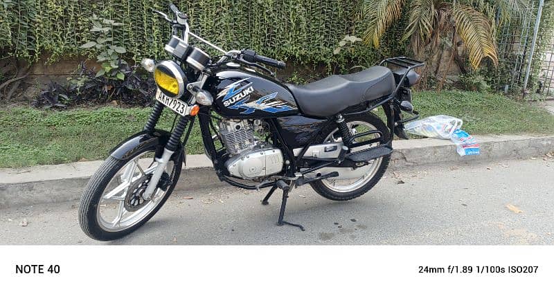 SUZUKI GS150 SE 2022 MODEL 19000 KM USED FIRST OWNER TOTAL. ORIGINAL 4