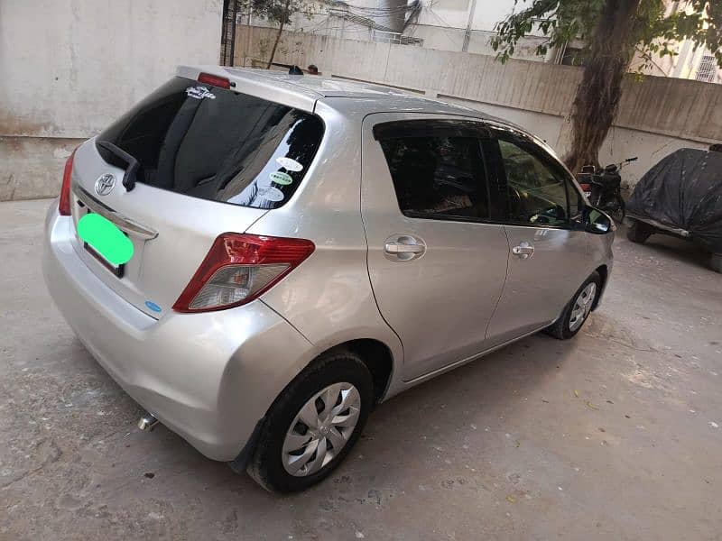 Toyota Vitz 2013 10