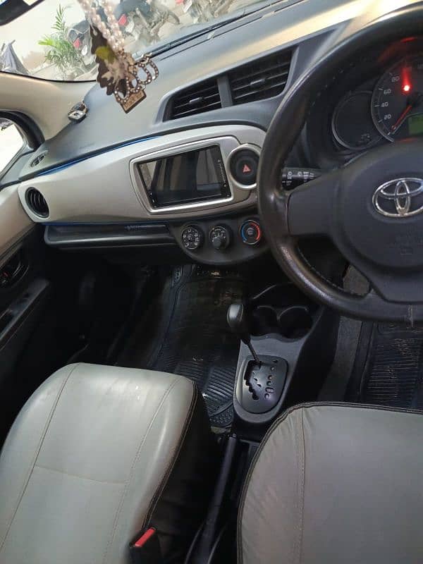 Toyota Vitz 2013 15