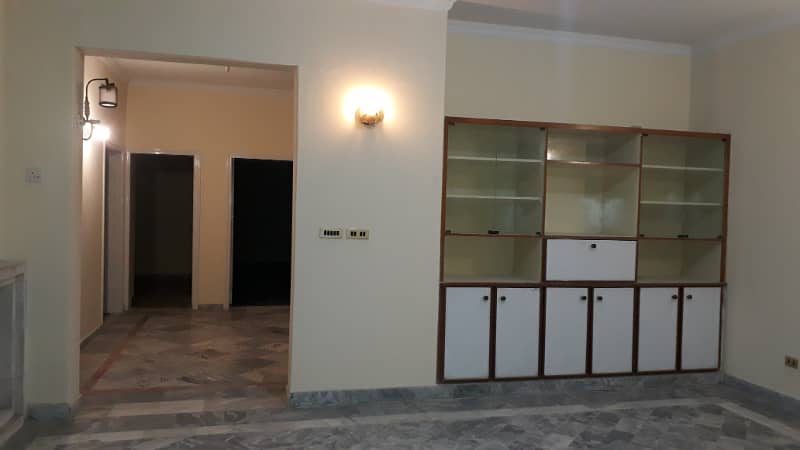 DHA 1 Kanal Wonderful Double Unit Bungalow For Rent In Phase 3 22