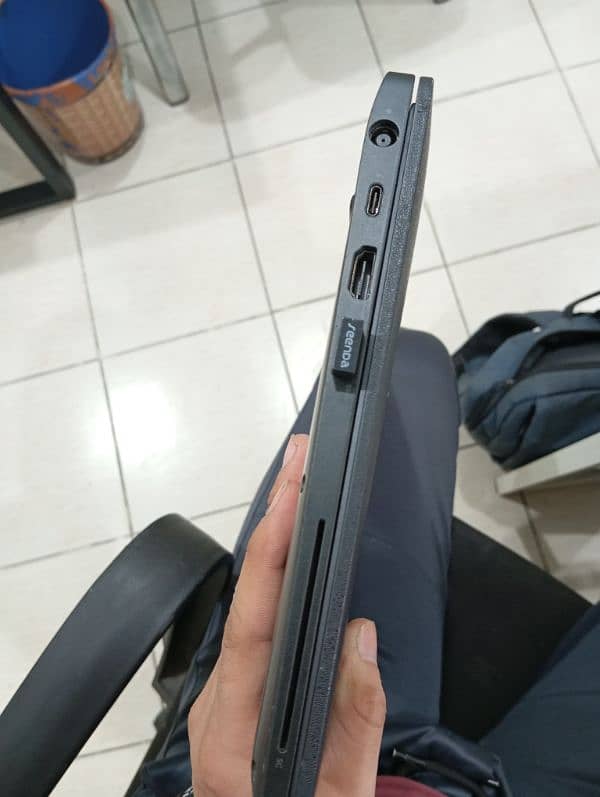 DELL Latitude 7390 Core i5 8th Gen 6