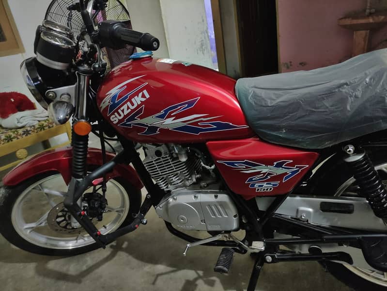 Suzuki gs150se red 1