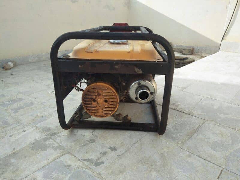 Gesoline Generator 2.5kva for sale price 20000 4