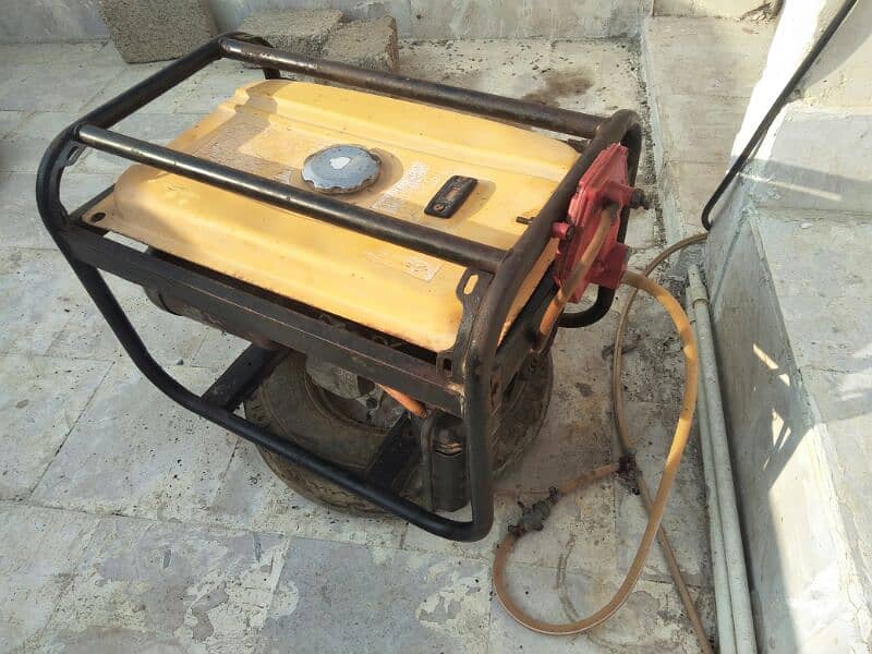 Gesoline Generator 2.5kva for sale price 20000 5