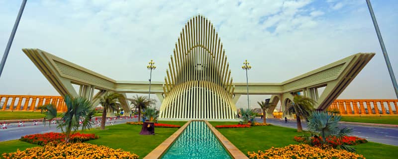 Pricenct 29, 50 yards, bahria town karachi 9