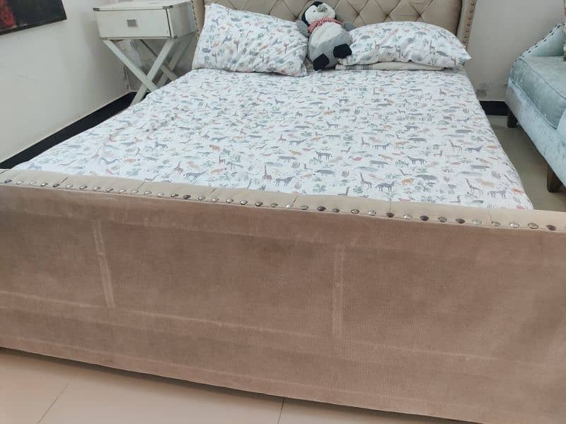 King size bed with mattress 1