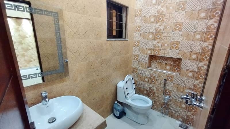 05 MARLA HOUSE FOR SALE LDA APPROVED GAS AVAILABLE IN EASTERN BLOCK PHASE 1 BAHRIA ORCHARD LAHORE 9