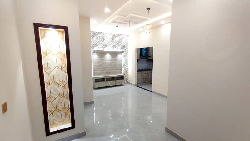 05 MARLA HOUSE FOR SALE LDA APPROVED GAS AVAILABLE IN EASTERN BLOCK PHASE 1 BAHRIA ORCHARD LAHORE 10