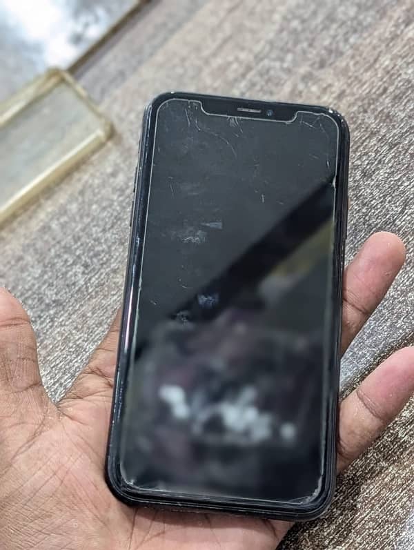 Iphone XR 128GB Need Money 8