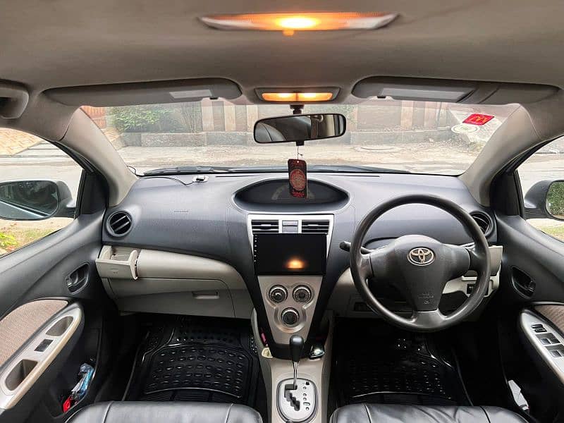 Toyota Belta 2010 13