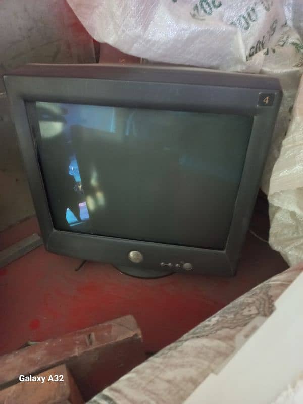 computer monitor  Dell 4