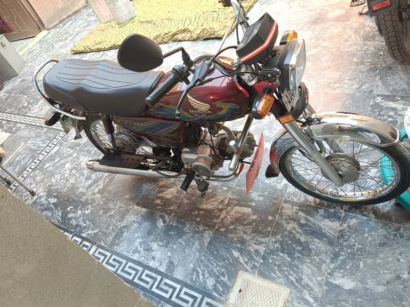 Honda CD 70 lush condition, no rust 6