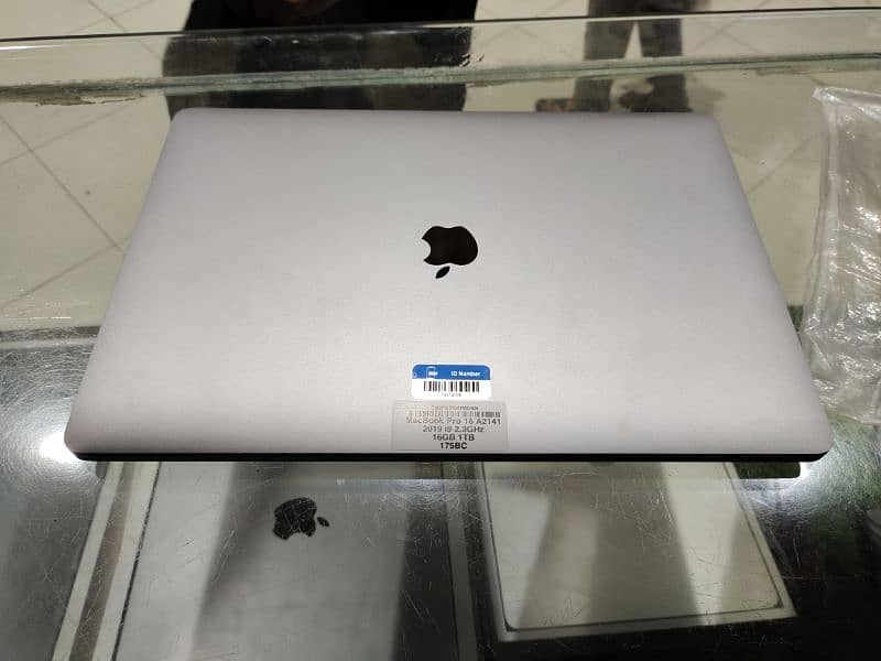 MACBOOK PRO 2019 16INCH CORE I. 9 16/1TB 1