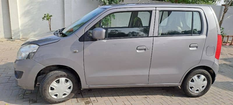 Suzuki Wagon R 2018 1