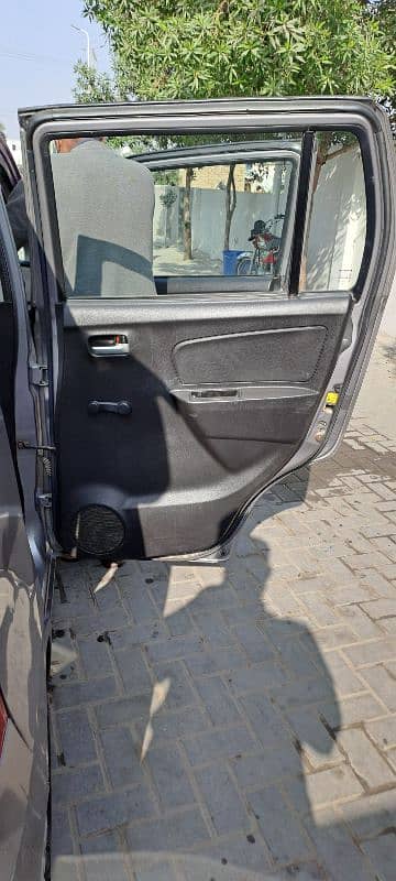 Suzuki Wagon R 2018 11