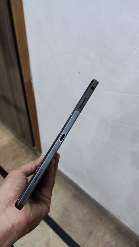 lenovo M10 plus 1