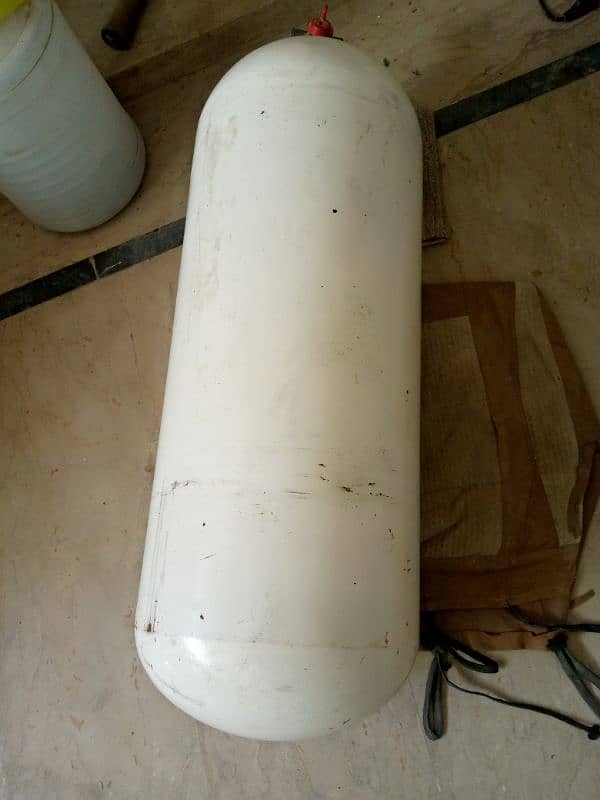 CNG Cylinder 1