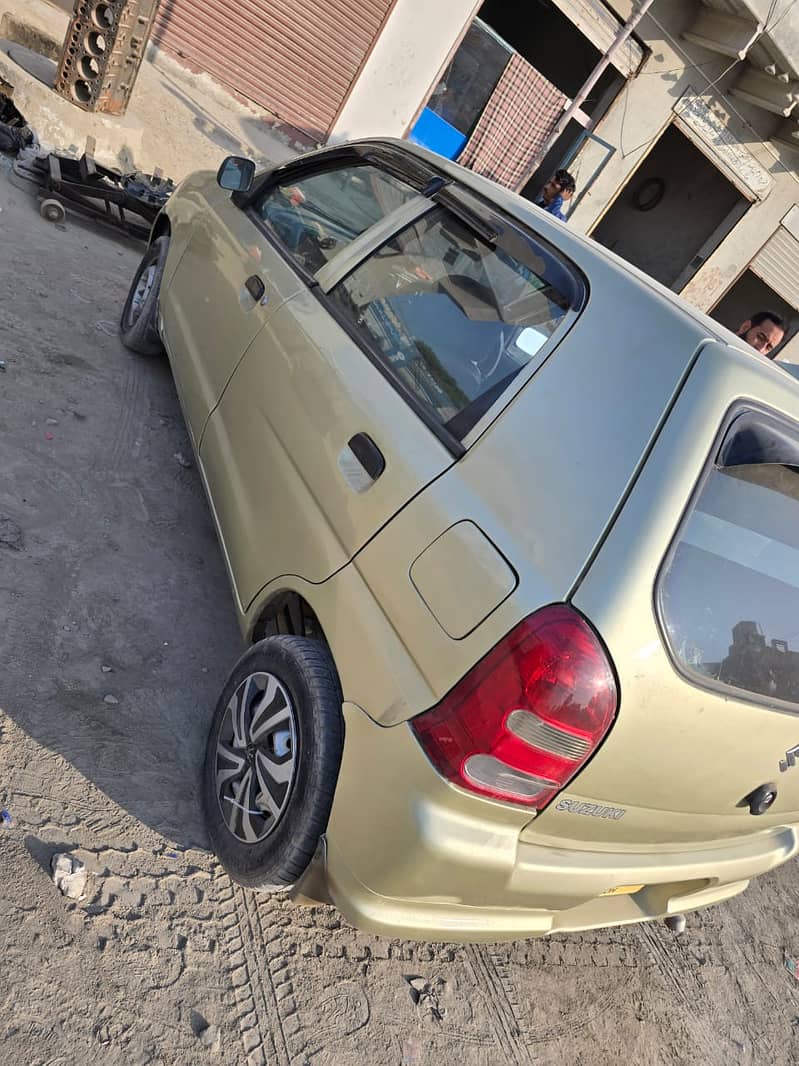 Suzuki Alto 2001 4