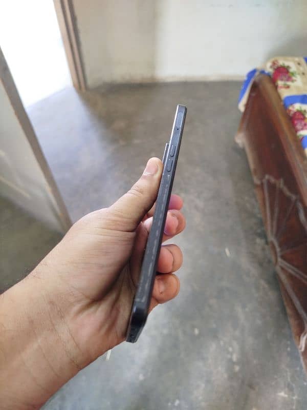 Oppo F21 pro 3