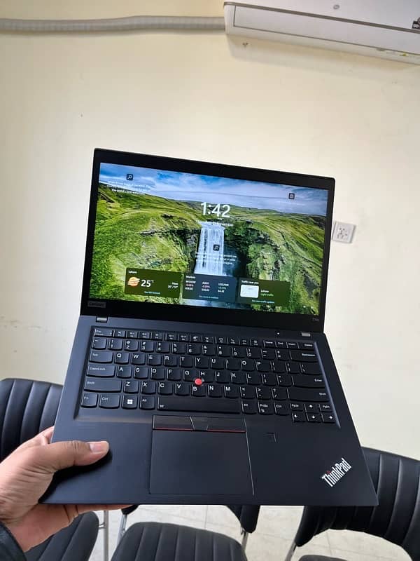 Lenovo ThinkPad T14s i7-10th touch screen laptop for sale 1