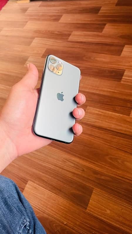 iPhone 11 pro non pta 6