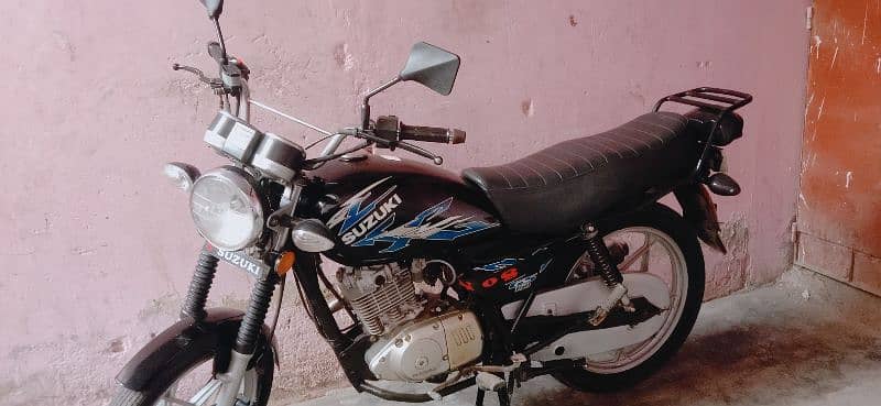 Suzuki GS 150 Available For sale 2