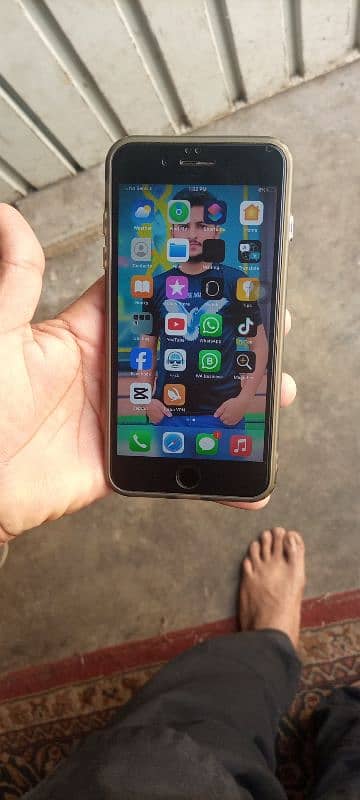 I Phone 7Pa 2