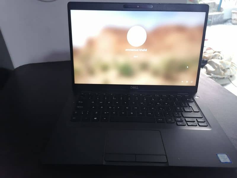 Dell Latitude 5400. 1