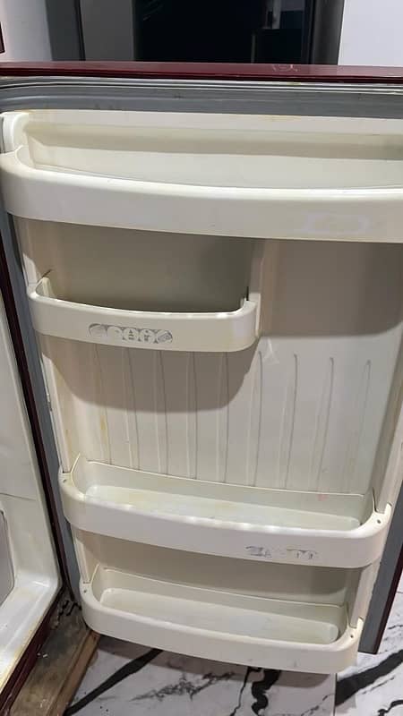 orient refrigerator outclass like brand new 1