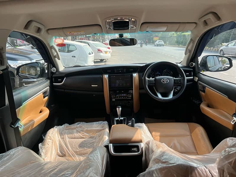 Toyota Fortuner 2.7 V Edition X4 2018 3