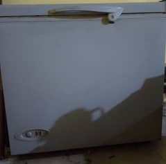 Dawlance Freezer Good Condition Out class Colling