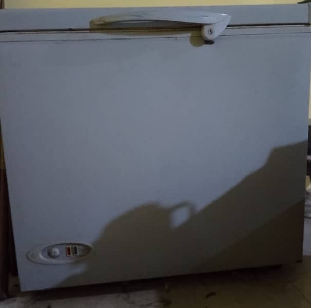 Dawlance Freezer Good Condition Out class Colling 0