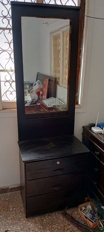 Dressing Table 2