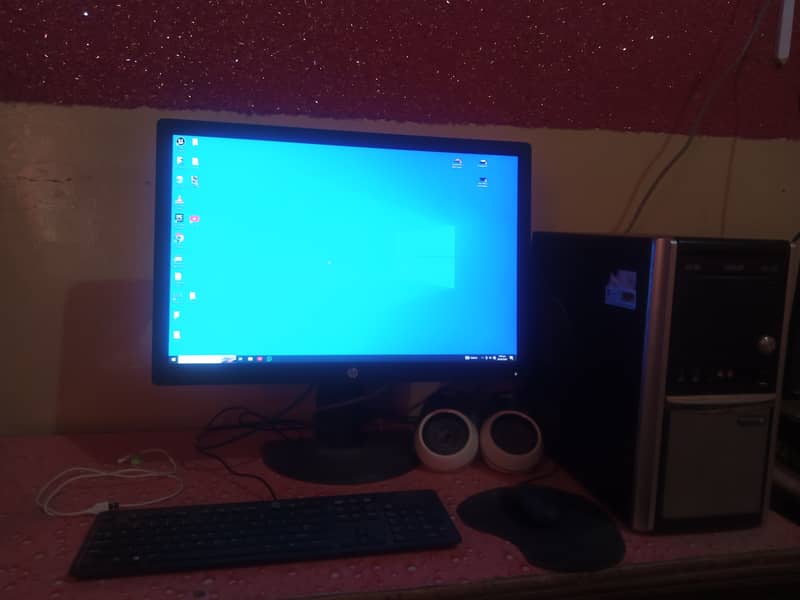 Gaming PC and Monitor 0