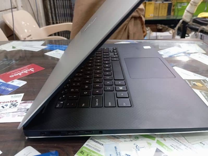 DELL XPS 0