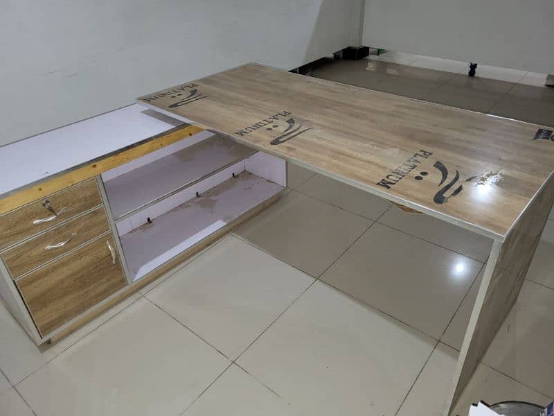 Office table (Fancy) premium quality 2