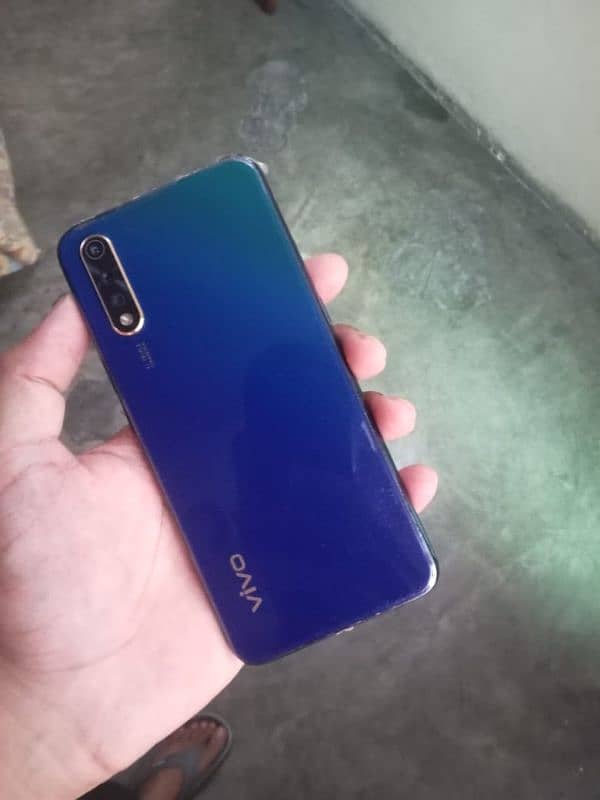 urgent sale vivo s1 0