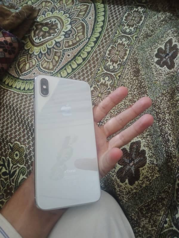 iPhone XS Max 64Gb White Colour Non PTA 6