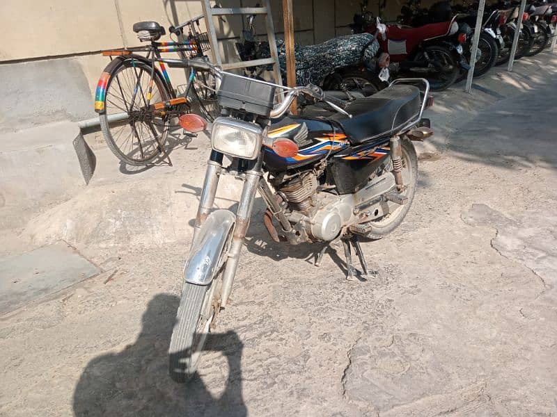 Honda 125 Sukkur number 0