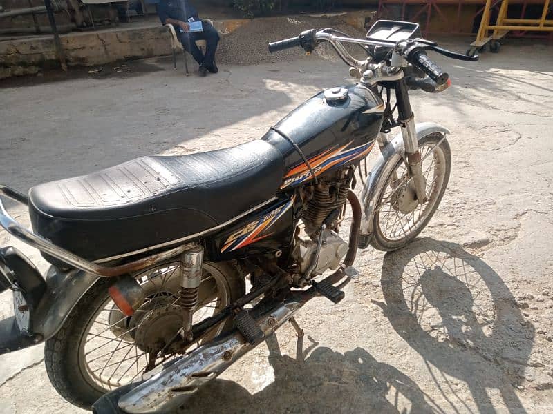 Honda 125 Sukkur number 1