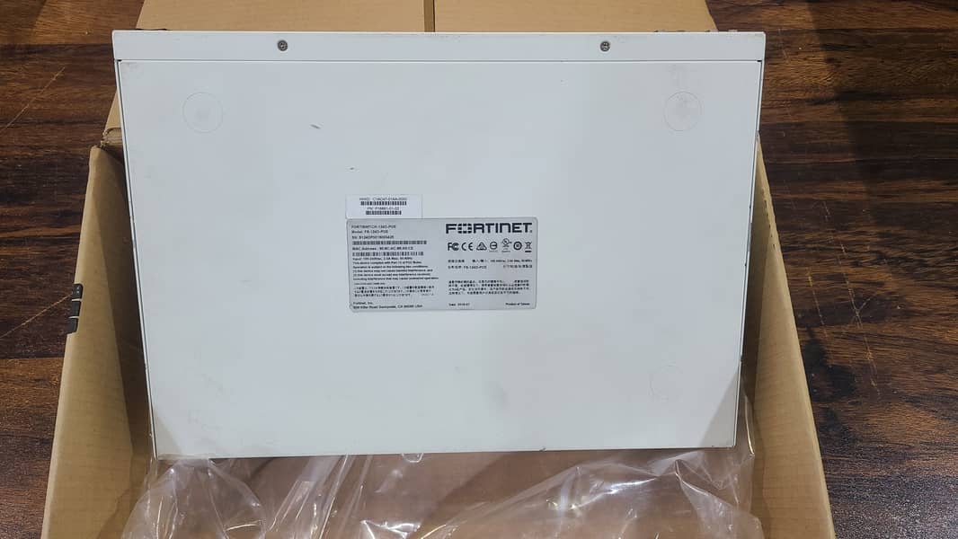 Fortinet FS-124D-POE Forti-Switch PoE managed Branded Used (With Box) 1