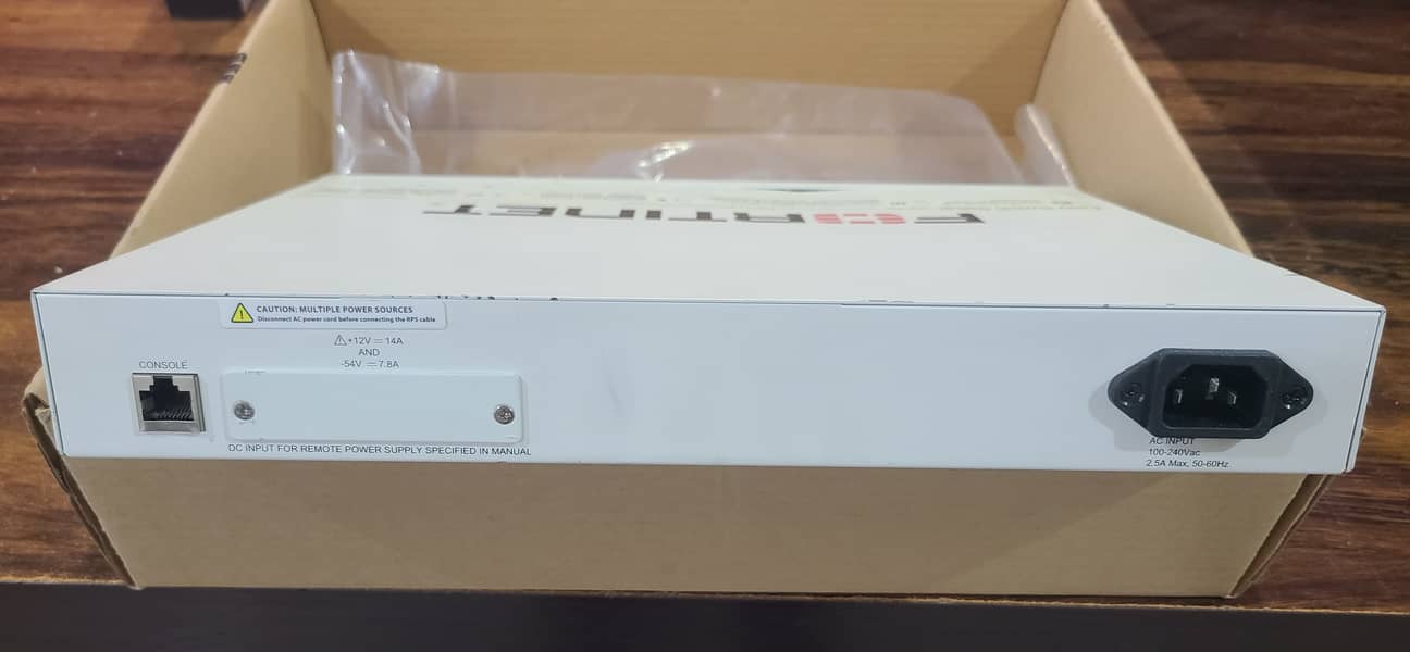 Fortinet FS-124D-POE Forti-Switch PoE managed Branded Used (With Box) 7