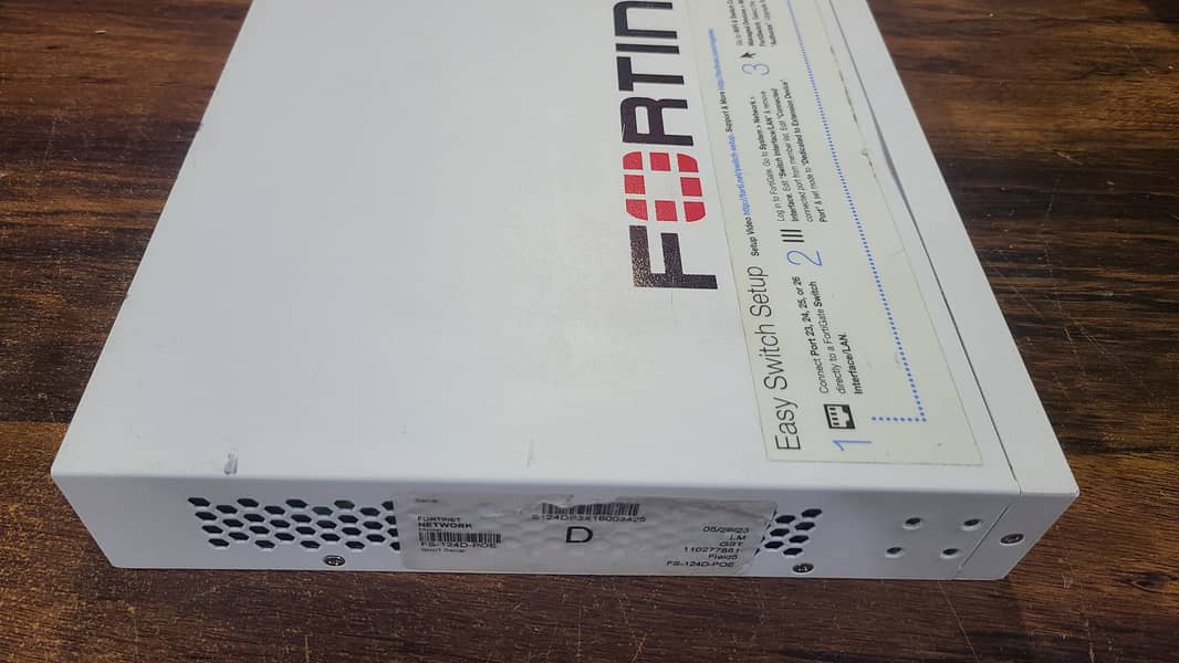 Fortinet FS-124D-POE Forti-Switch PoE managed Branded Used (With Box) 12