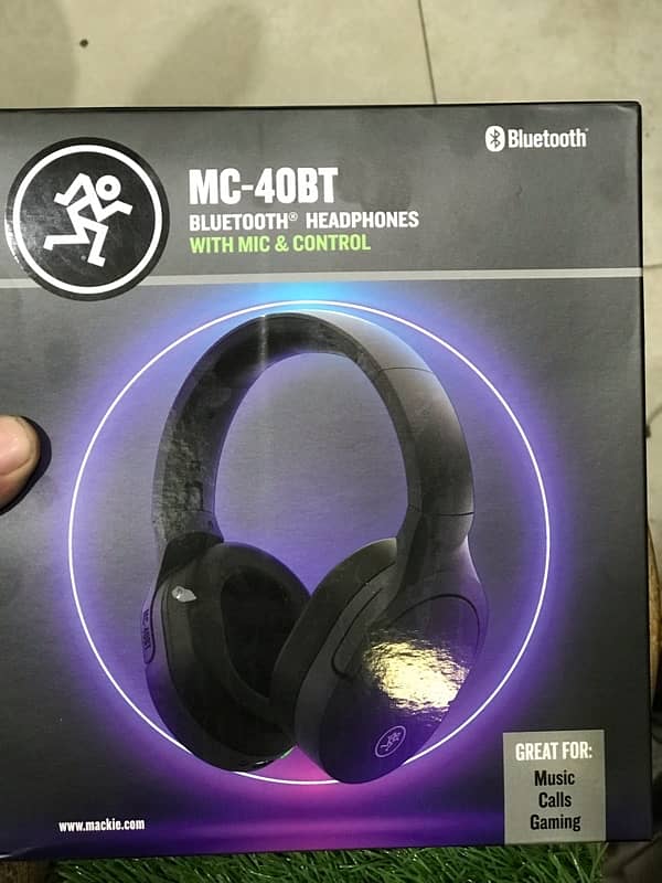 MC. 40BT. bluetooth,headphones 1