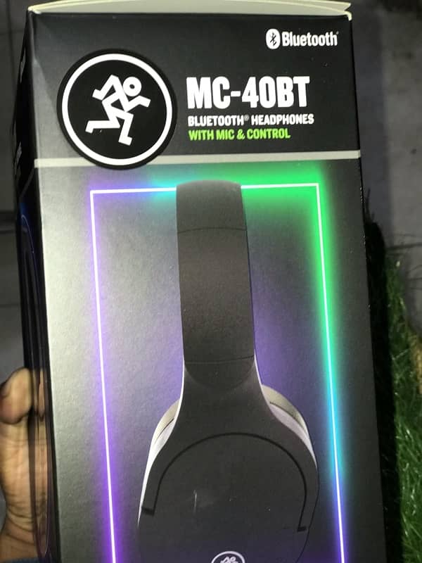 MC. 40BT. bluetooth,headphones 3