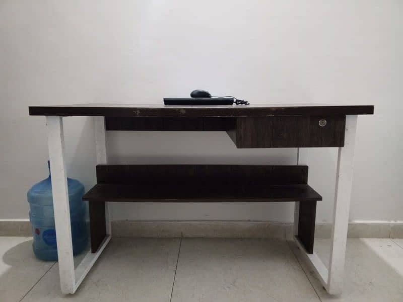 2 Office Tables are available for Sale 0