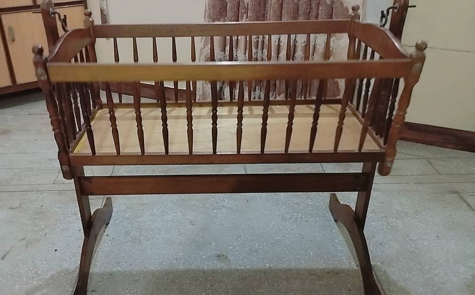 Shesham wood baby cot 2