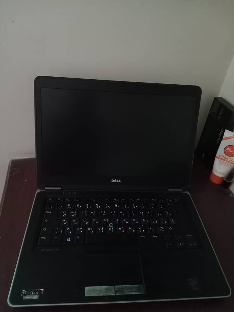 Dell Latitude e7440 i5 4th Gen 8 GB RAM 0